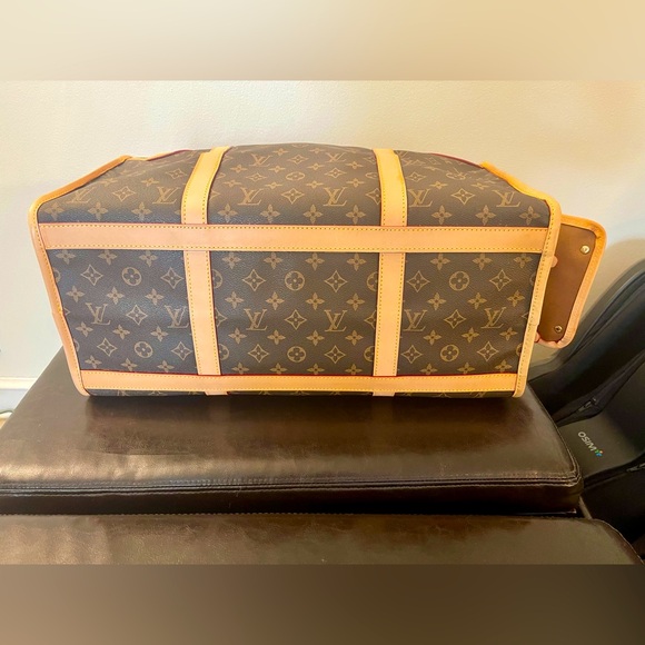 French Luxury Monogram Pet Carrier - Picture 5 of 9